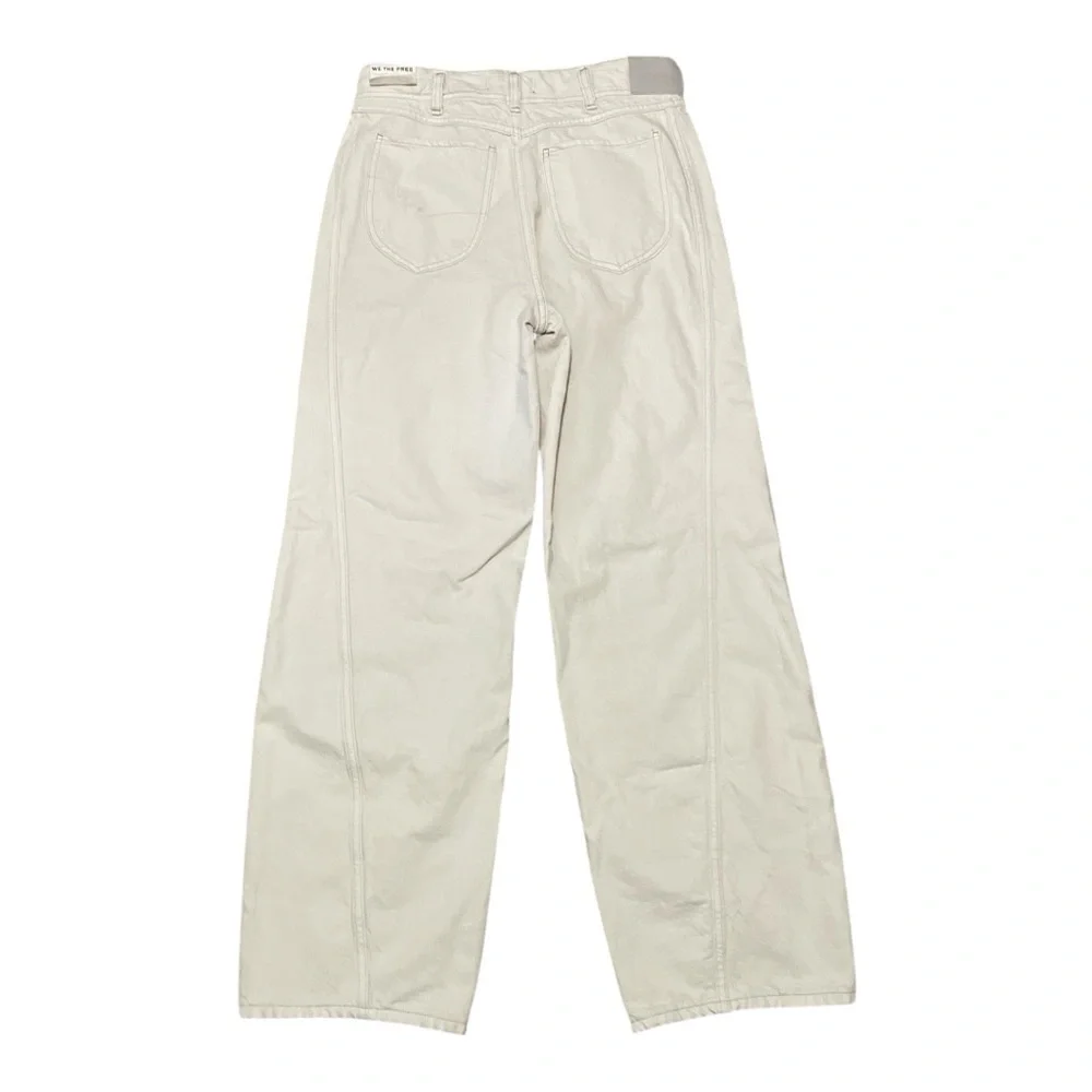 NWT We The Free Cream Straight Leg Jeans, Size 33 - Picture 3 of 5